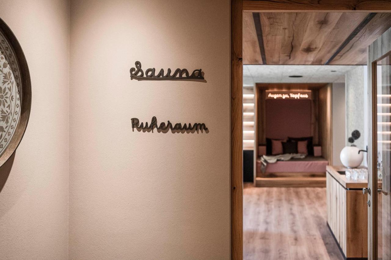 Roesslwirt Hotel Barbiano  Buitenkant foto