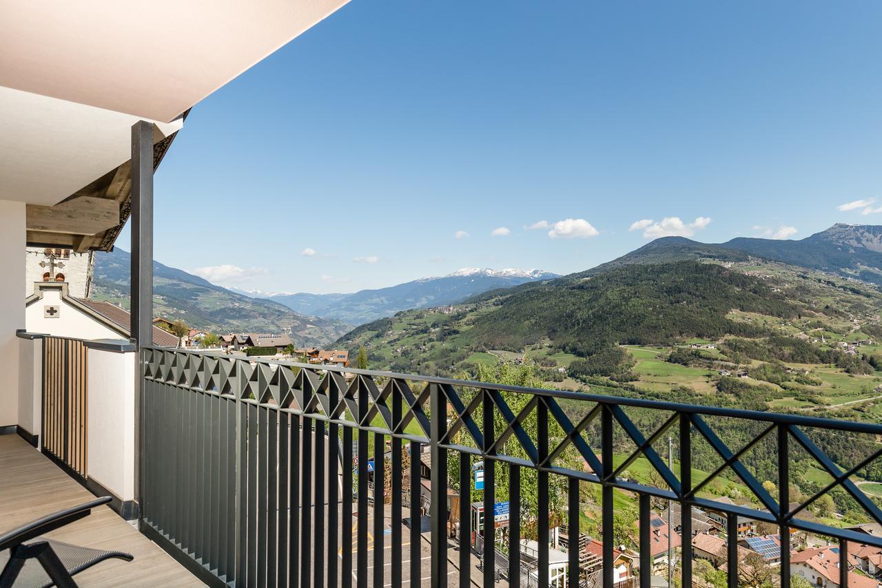 Roesslwirt Hotel Barbiano  Buitenkant foto