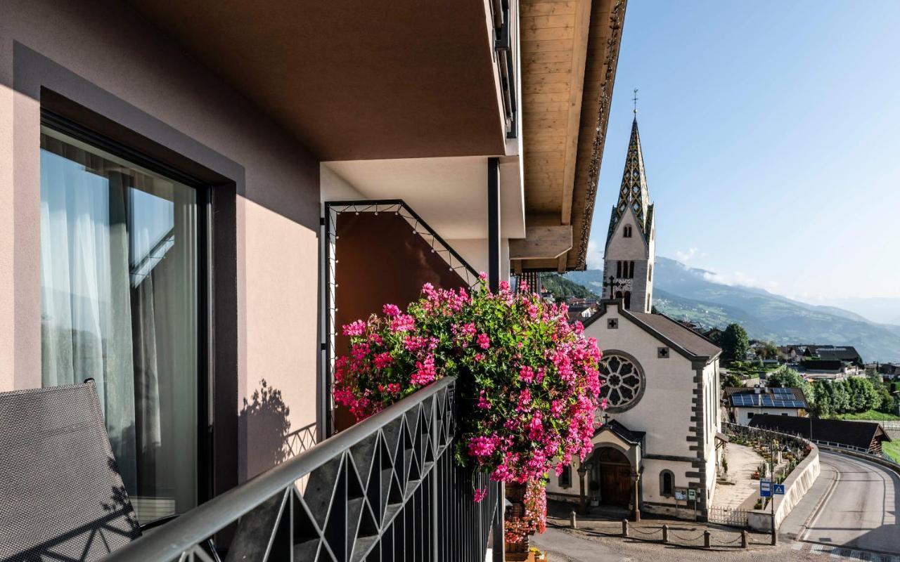 Roesslwirt Hotel Barbiano  Buitenkant foto